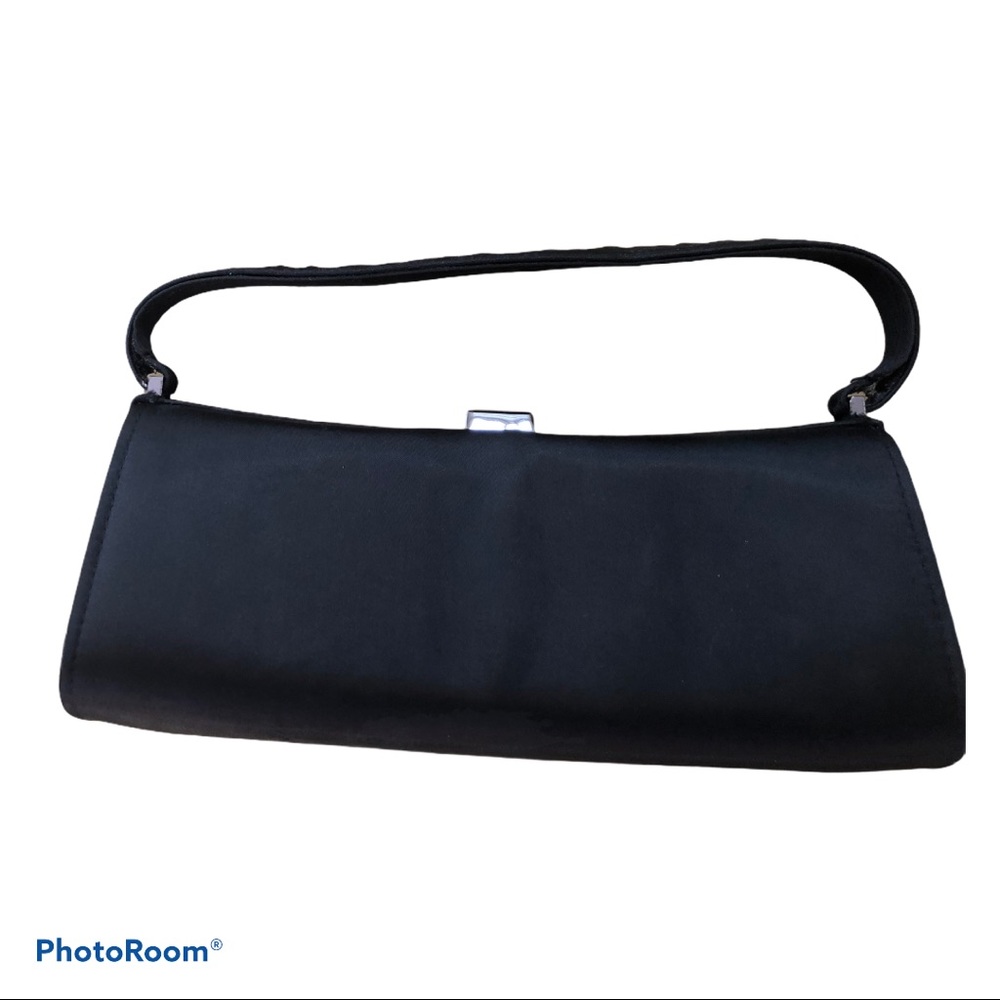 Black handbag by Valerie Stevens